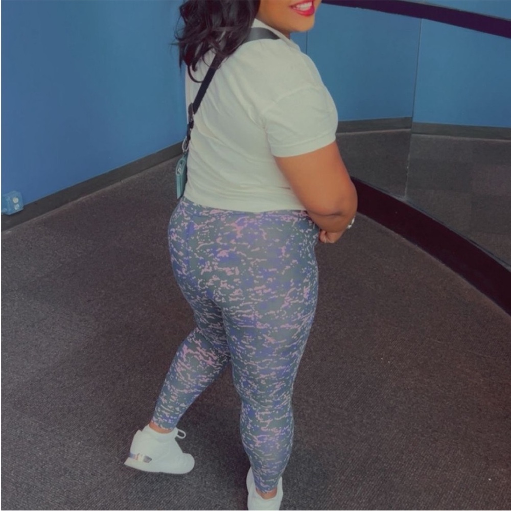 Reebok Blue Patterned Leggings - image 3